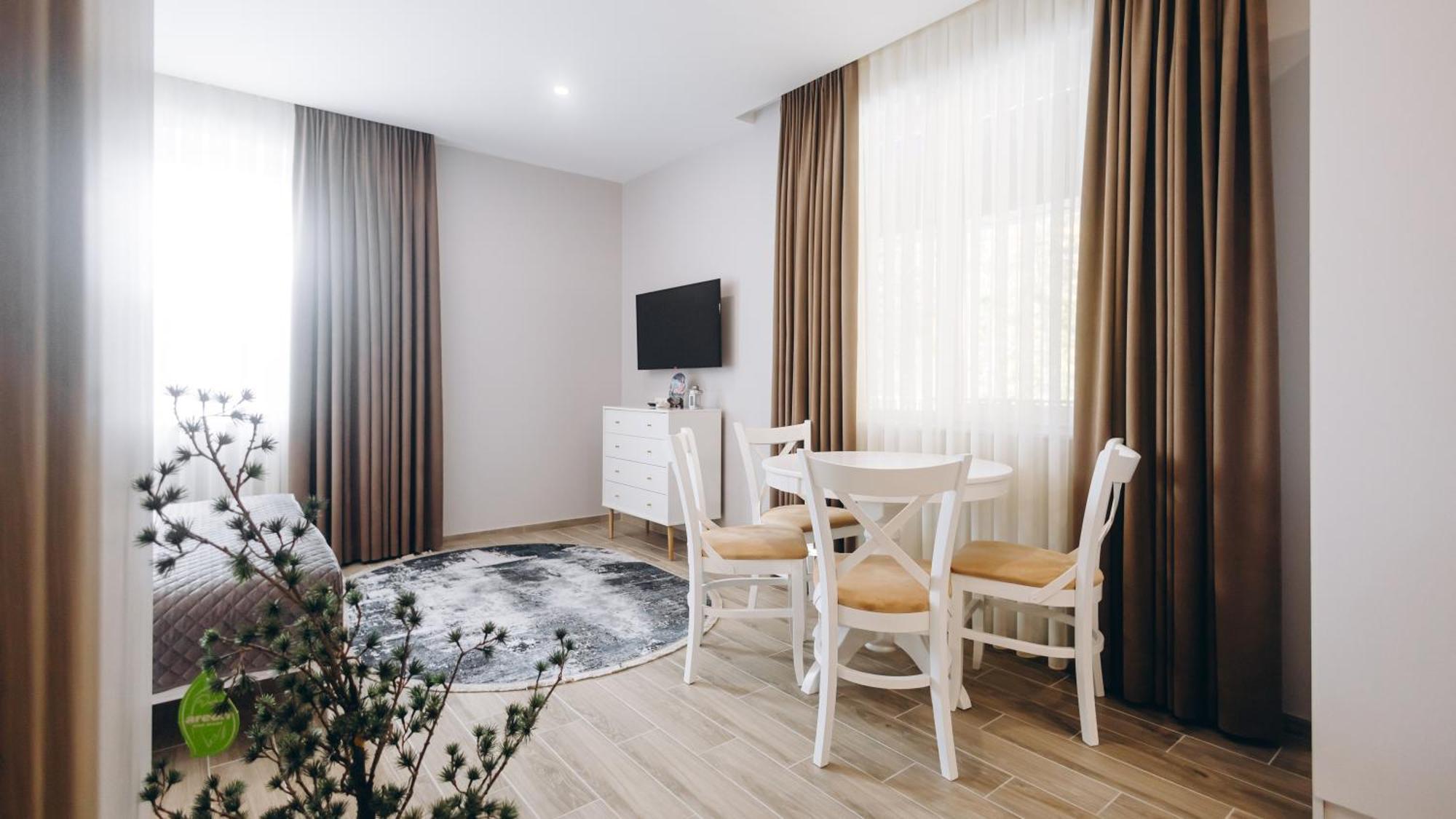 Forest House Migovo Exterior photo
